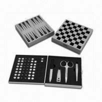 diamatictravel game set with manicure set